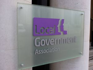 Supporting image for story: Homeless migrants could end up in hotels again, LGA warns