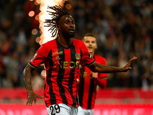 Supporting image for story: Aston Villa close in on major deal as forward arrives in the UK