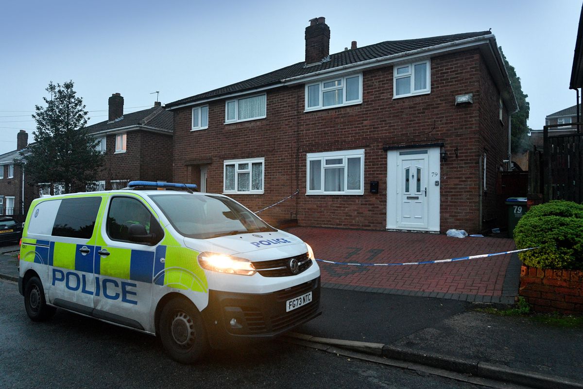 Oldbury Murder: Police remain at scene as murder investigation into death of woman continues