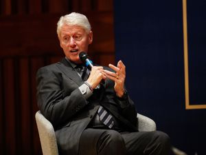 Supporting image for story: Ex-president Bill Clinton admitted to hospital after developing fever