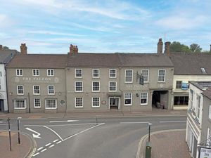 Supporting image for story: Popular Bridgnorth hotel restaurant goes on the market for £45,000