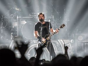 Supporting image for story: Nickelback and Seether, Genting Arena, Birmingham - review and pictures