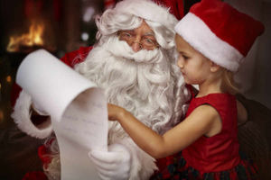 Supporting image for story: Top Santa's grottos to visit in the Midlands and Shropshire
