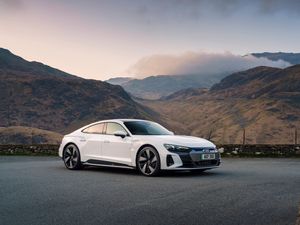 Supporting image for story: First Drive: The Audi e-tron GT is a stylish, comfortable EV