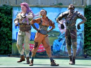 Supporting image for story: National Youth Theatre brings Animal Farm to Shropshire countryside