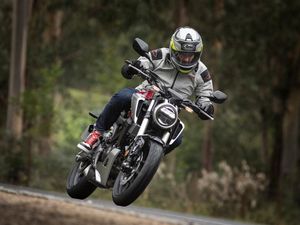 Supporting image for story: First Ride: Honda’s CB125R packs big-bike fun on a smaller scale