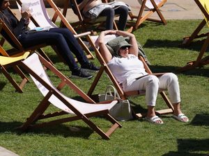 Supporting image for story: Sunniest spring on record could close with temperatures hitting 27C