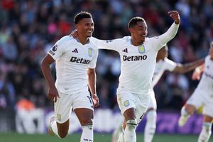 Aston Villa's Ollie Watkins (left) celebrates scoring their side's first goal of the game with Jacob Ramsey during the Premier League match at the Vitality Stadium, Bournemouth. Picture date: Saturday May 10, 2025.