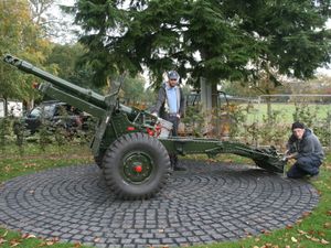 Supporting image for story: Oswestry's 25-pounder is put in place