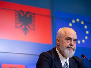 Supporting image for story: Albania says only Italy allowed to operate migrant asylum centres in the country