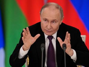 Supporting image for story: Putin says he agrees in principle to US proposals for Ukraine peace deal