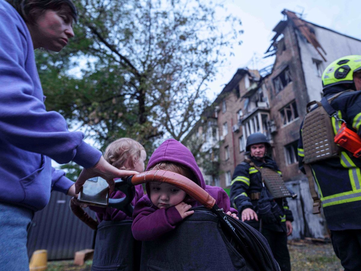 Russia launches deadly drone attacks on Ukrainian capital
