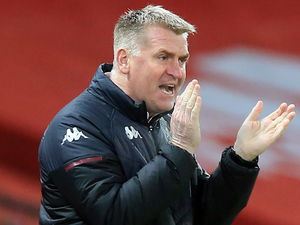 Supporting image for story: Dean Smith pays tribute to staff and squad after Premier League manager of month award