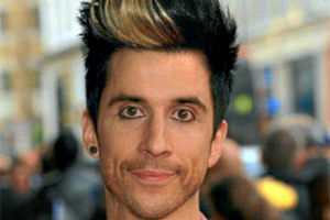 Supporting image for story: Review: Comedian Russell's take on life had fans in stitches all evening