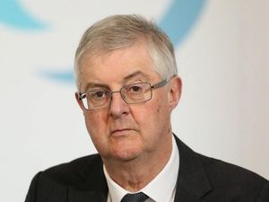 Supporting image for story: Wales to publish Covid-19 lockdown exit road map