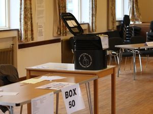 Supporting image for story: Tories set to win with clear lead over Labour, says final opinion poll