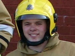 Supporting image for story: Hundreds at funeral of firefighter Mat Evans