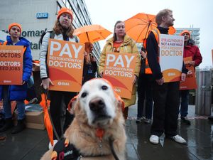 Supporting image for story: NHS doctors go on strike as leaders warn industrial action could mean staff cuts