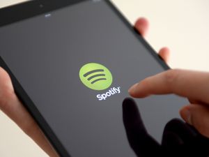 Supporting image for story: Spotify fully suspends services in Russia over country’s censorship laws
