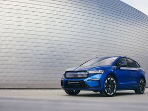 Supporting image for story: New Skoda Enyaq iV Sportline line-up added to with new powertrain options