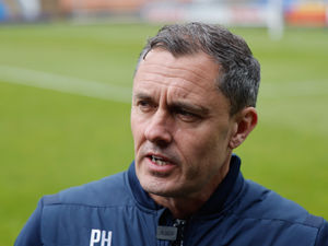 Supporting image for story: Paul Hurst on Shrewsbury Town goalkeeper Toby Savin