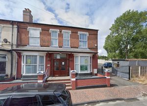 The existing mosque in Gate Street, Tividale, Oldbury. Pic: Google Maps. Permission for reuse for all LDRS partners.