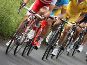 Supporting image for story: Southgate goes into the lead of evening series