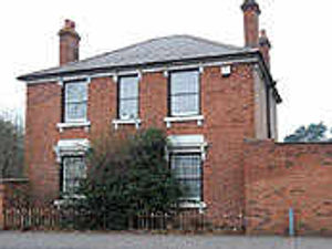 Supporting image for story: Outcry over bid to demolish home