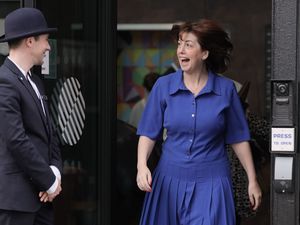 Supporting image for story: Powell and Phillipson vie for votes as Labour conference draws to a close