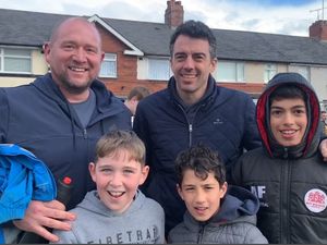 Supporting image for story: West Brom fans single out 'game changer' in draw with Watford