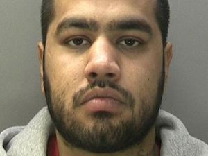Supporting image for story: Man who supplied guns and ammo to major drugs gang has jail-term cut