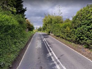Supporting image for story: Nobody injured in Much Wenlock crash