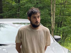 Supporting image for story: Couple who checked why dog was barking help lead to capture of prison escapee