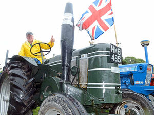 Supporting image for story: Video and pictures: Transport festival celebrates vintage vehicles and historic narrowboats