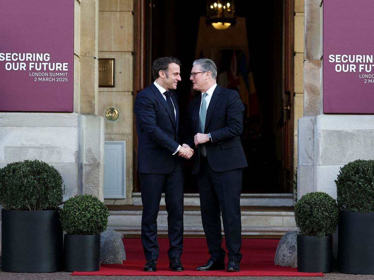 Starmer and Macron hope for ‘progress’ on defence and migration at summit