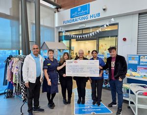  Cheque presentation at Well Wishers  Hadith Hub 