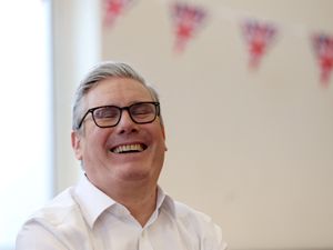 Supporting image for story: Starmer to face PMQs after pledging to ‘never walk away’