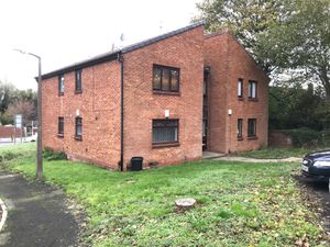 Supporting image for story: Bargain Black Country homes going under the hammer from £9k