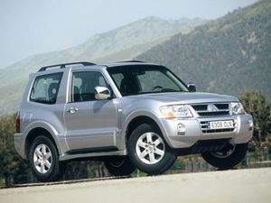 Supporting image for story: The best used 4x4s for under £4,000