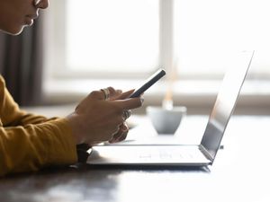 Supporting image for story: Gen Zs quitting banking jobs for ‘entrepreneurial experiences’, bosses say