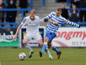 Mike Grogan of AFC Telford United and Kayden Jackson of Oxford City