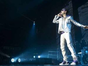 Supporting image for story: Star's loyal fans are full of Justin Bieber Fever