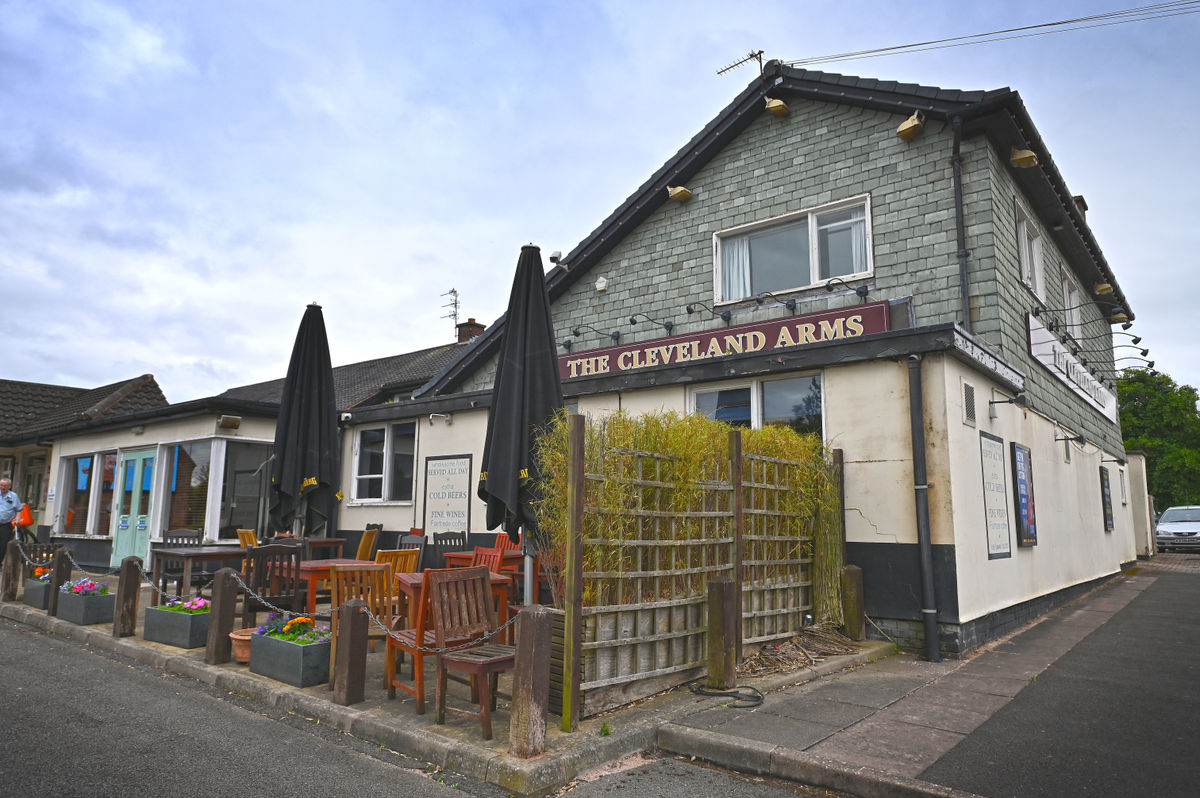 Hundreds back petition to save renowned Wolverhampton sports pub