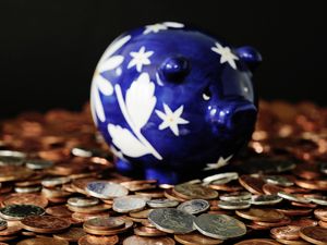 Supporting image for story: Any cut to cash Isa allowance ‘may not prompt savers to boost their investments’