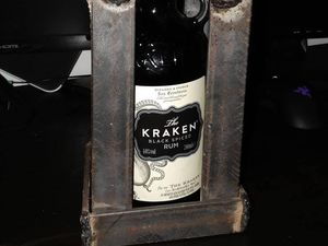 Supporting image for story: This guy wrapped his friend’s birthday present in 10kg of metal for a laugh