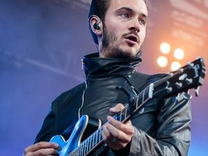 Supporting image for story: Staffordshire Uni band Editors launch new album at Brum gig