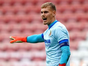 Supporting image for story: Chelsea bring in new goalkeeper with Filip Jorgensen arriving from Villarreal