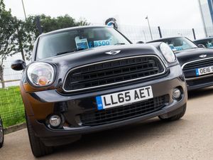 Supporting image for story: Trading Standards highlights risk of buying from car dealers posing as private sellers on social media