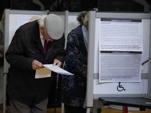 Supporting image for story: Final hours of voting in three landmark elections in Ireland