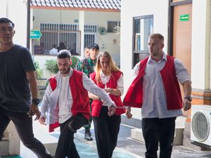 Supporting image for story: British nationals jailed in Indonesia for drug offences